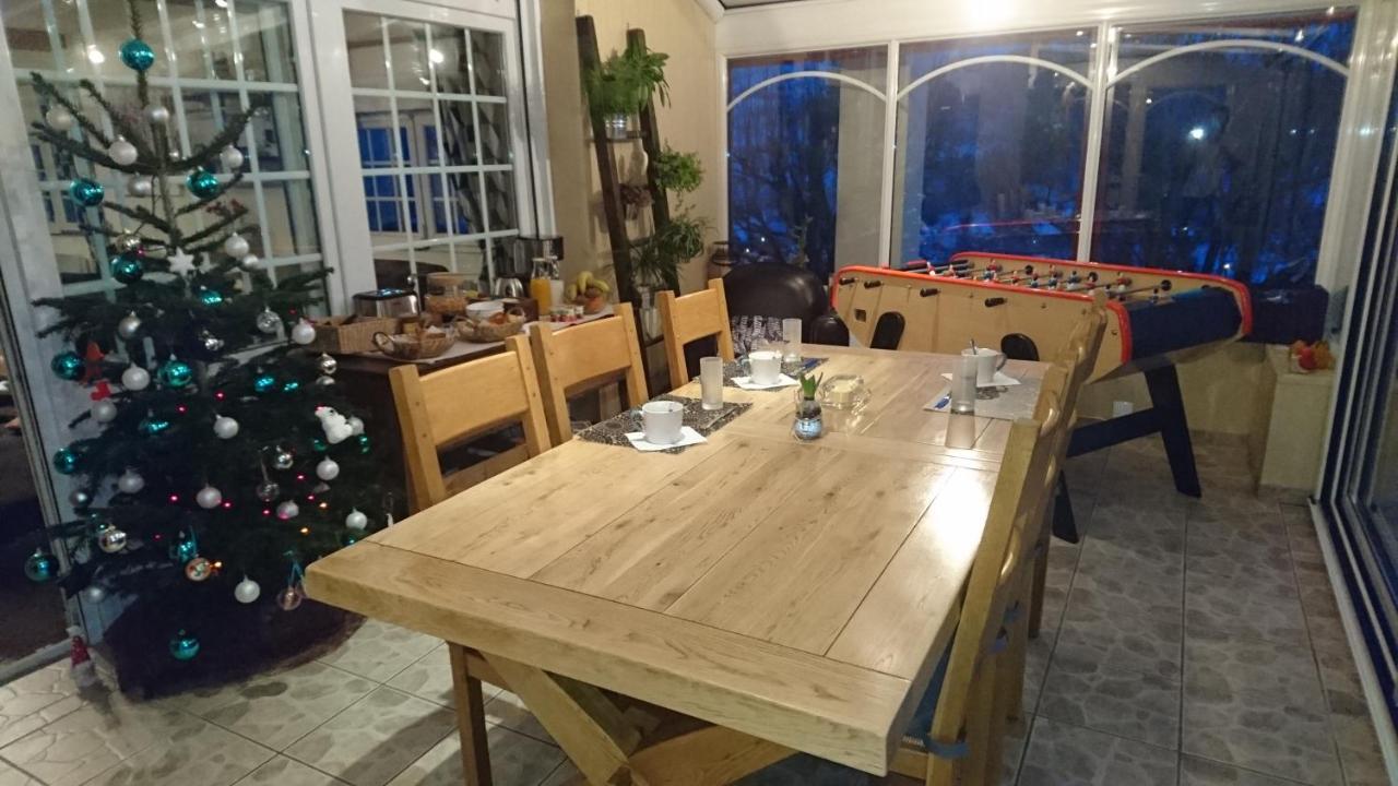 Chambres D'Hotes Villa Chantebise Besse-et-Saint-Anastaise Exteriör bild